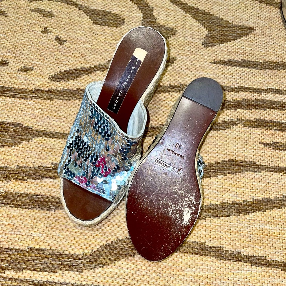 Marc Jacob’s silver sequin platform wedges size 38 - Picture 2 of 2